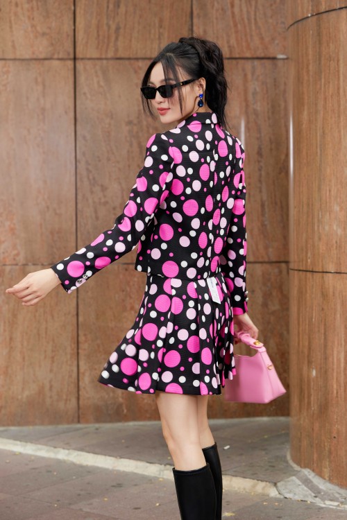 Sixdo Black & Pink Polka Dot Mini Raw Skirt